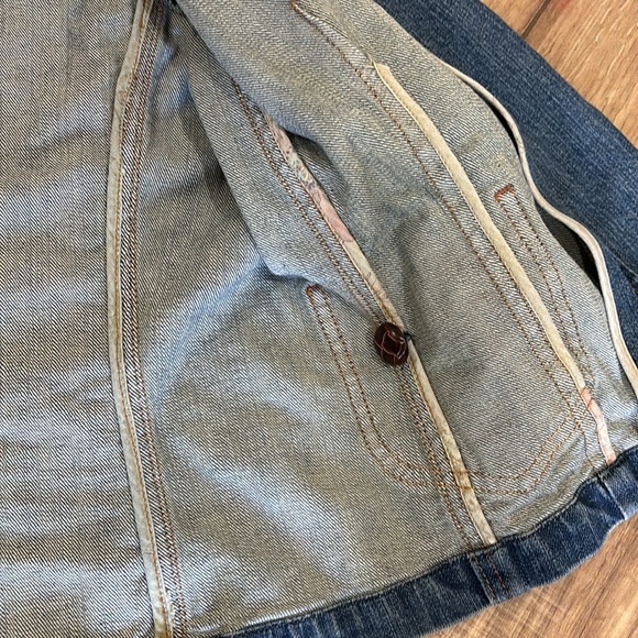 Y2K 2005 Gap Stretch Denim Jacket dual front pocket floral back collar Sz 6 - Picture 6 of 11